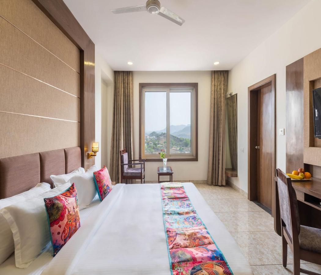 Hotel Pandora Grand, Udaipur- Nestled In Nature Wrapped In Luxury Extérieur photo
