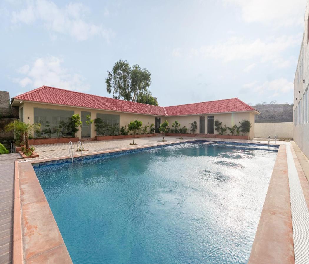 Hotel Pandora Grand, Udaipur- Nestled In Nature Wrapped In Luxury Extérieur photo